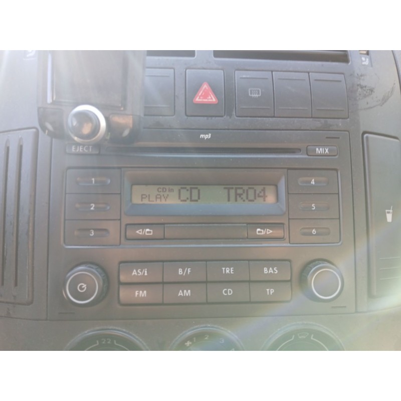 Recambio de sistema audio / radio cd para volkswagen polo iv (9n_, 9a_) 1.4 tdi referencia OEM IAM   