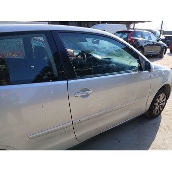 Recambio de puerta delantera derecha para volkswagen polo iv (9n_, 9a_) 1.4 tdi referencia OEM IAM   
