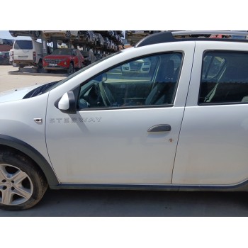 Recambio de puerta delantera izquierda para dacia sandero ii (b8_) 1.5 dci referencia OEM IAM   