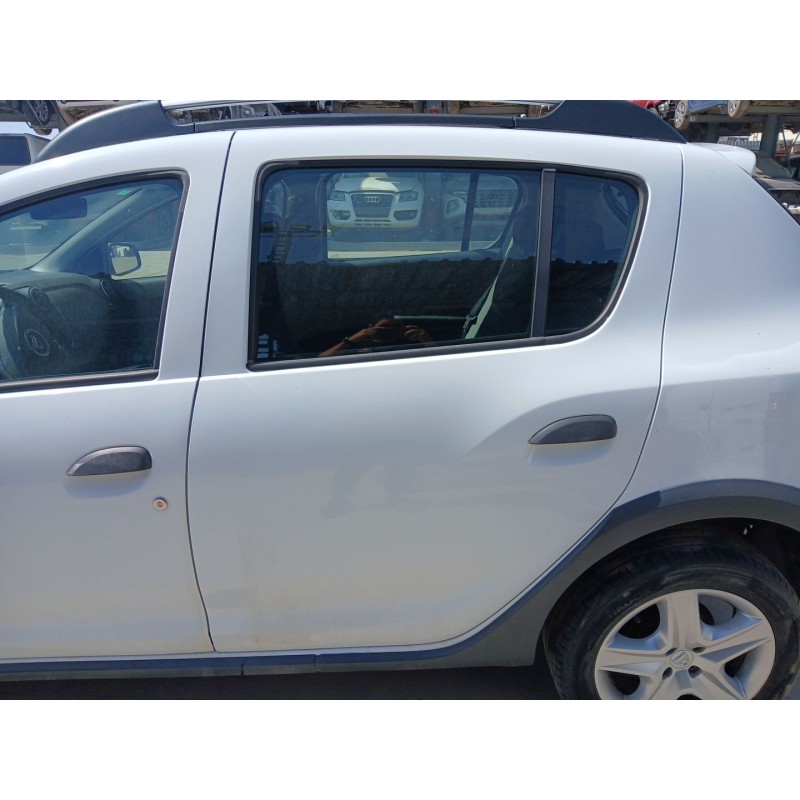 Recambio de puerta trasera izquierda para dacia sandero ii (b8_) 1.5 dci referencia OEM IAM   