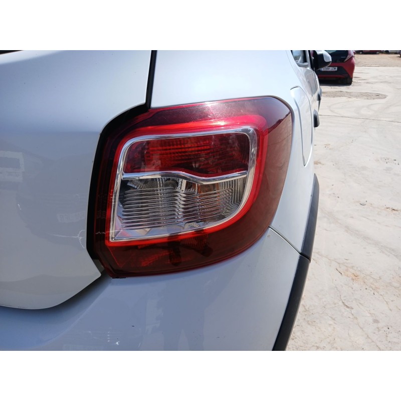 Recambio de piloto trasero derecho para dacia sandero ii (b8_) 1.5 dci referencia OEM IAM   