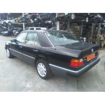 mercedes-benz clase e (w124) berlina del año 1995