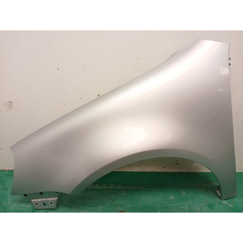 Recambio de aleta delantera izquierda para volkswagen golf v (1k1) 2.0 tdi 16v referencia OEM IAM 1K6880681A 1K6821021A 