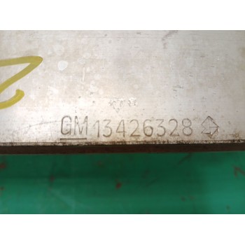 Recambio de refuerzo paragolpes delantero para opel corsa e (x15) 1.4 (08, 68) referencia OEM IAM 13426328  
