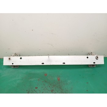 Recambio de refuerzo paragolpes delantero para toyota auris (_e18_) 1.4 d-4d (nde180_) referencia OEM IAM 5202102230  
