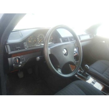 mercedes-benz clase e (w124) berlina del año 1995