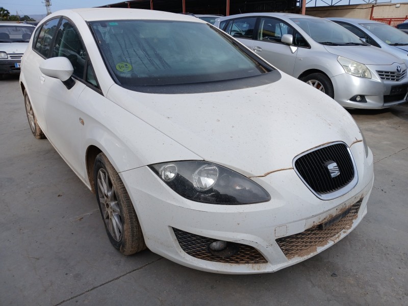 SEAT LEON (1P1)