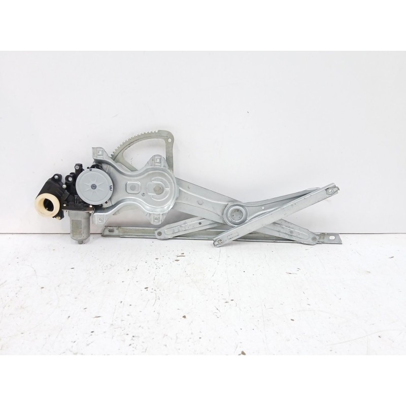 Recambio de elevalunas delantero izquierdo para toyota verso (_r2_) 2.0 d-4d (aur20_) referencia OEM IAM 698200F020  