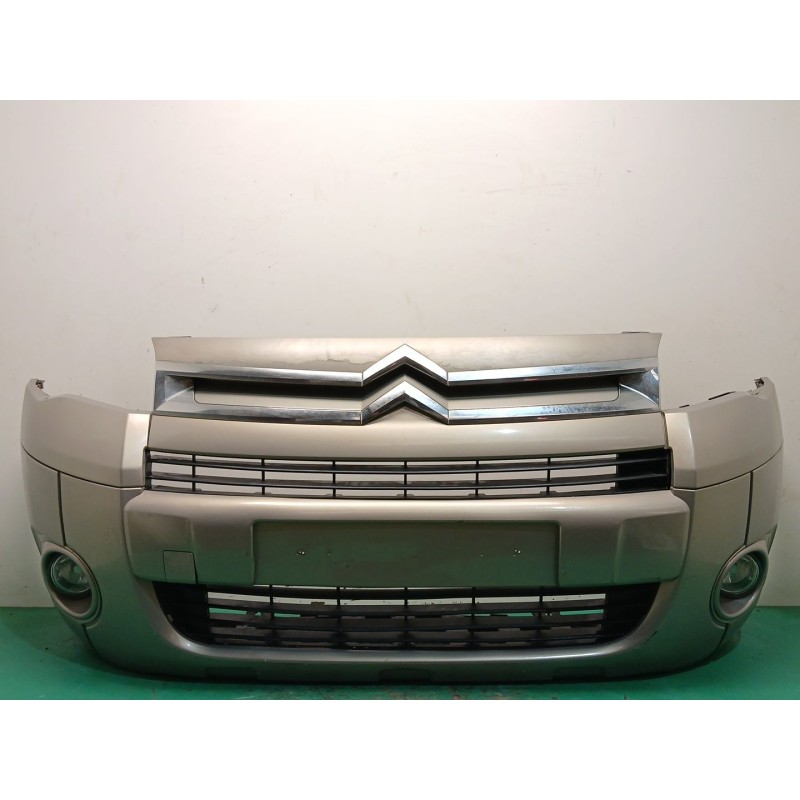 PARAGOLPES DELANTERO