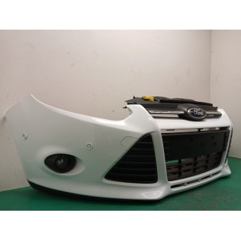 Recambio de paragolpes delantero para ford focus iii 1.0 ecoboost referencia OEM IAM BM5117757A 1719357 BM5117E778