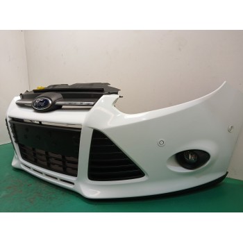 Recambio de paragolpes delantero para ford focus iii 1.0 ecoboost referencia OEM IAM BM5117757A 1719357 BM5117E778