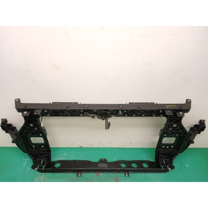 PANEL FRONTAL