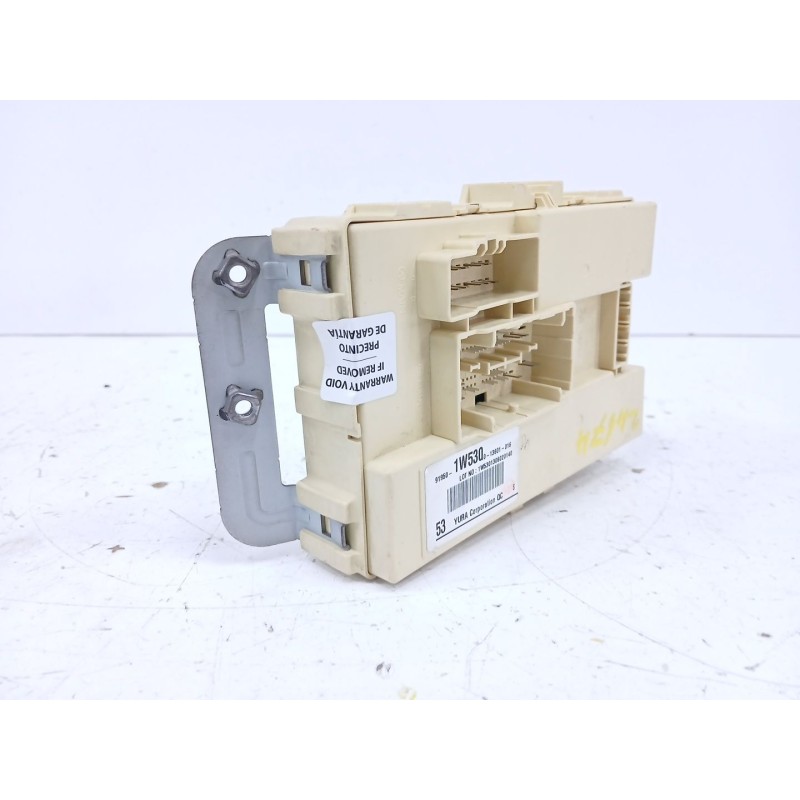 CAJA RELES / FUSIBLES
