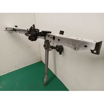 Recambio de travesaño superior para toyota auris (_e18_) 1.4 d-4d (nde180_) referencia OEM IAM 5320502200  