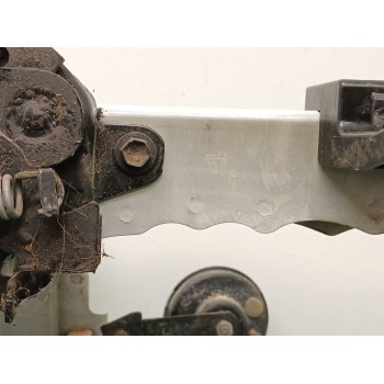 Recambio de travesaño superior para toyota auris (_e18_) 1.4 d-4d (nde180_) referencia OEM IAM 5320502200  