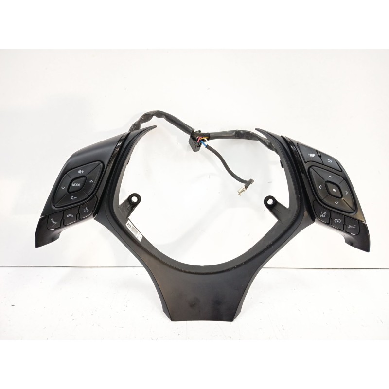 Recambio de mando volante para toyota c-hr (_x1_) 2.0 hybrid (maxh10) referencia OEM IAM 75J388  