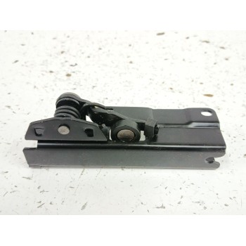 Recambio de soporte / guia puerta corredera para peugeot rifter 1.5 bluehdi 100 referencia OEM IAM 9816965880  