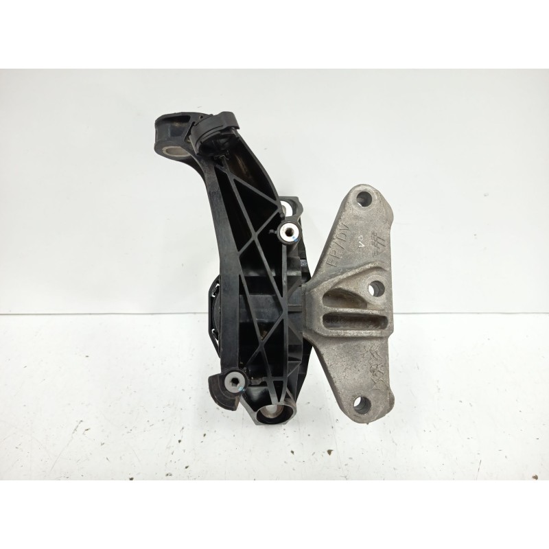 SOPORTE MOTOR DERECHO