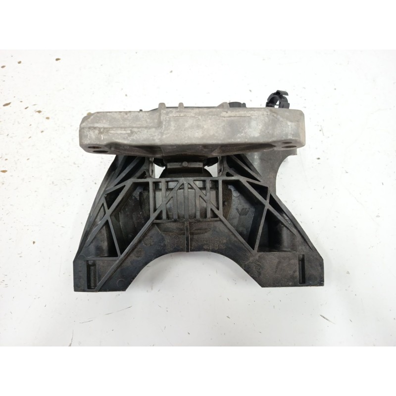 SOPORTE MOTOR DERECHO