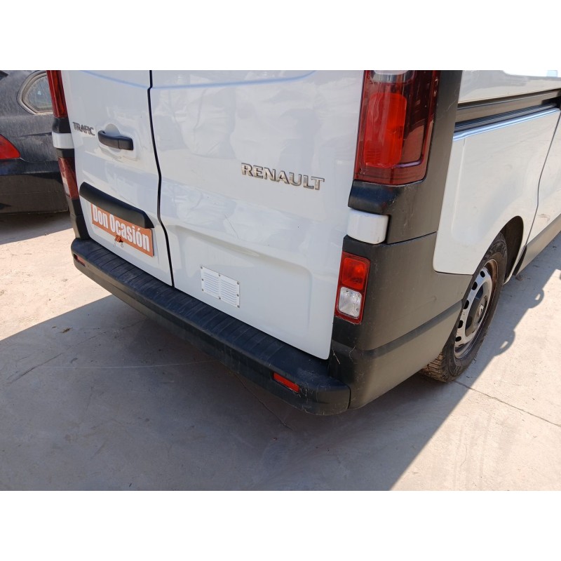 PARAGOLPES TRASERO