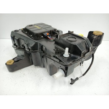Recambio de deposito adblue para peugeot rifter 1.5 bluehdi 100 referencia OEM IAM 9832421480  