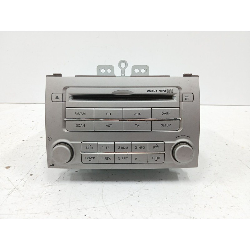 Recambio de sistema audio / radio cd para hyundai i20 i (pb, pbt) 1.2 referencia OEM IAM 961001J211  