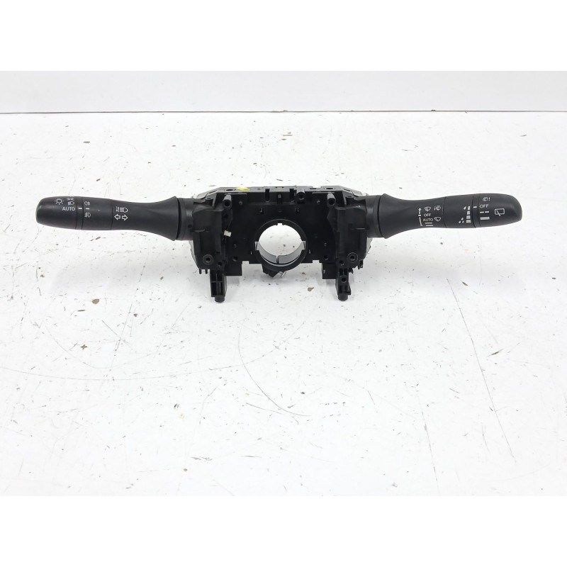 Recambio de mando multifuncion para nissan x-trail iii (t32_, t32r, t32rr) 1.6 dci (t32) referencia OEM IAM   