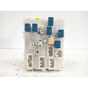 CAJA RELES / FUSIBLES AA0A4880 