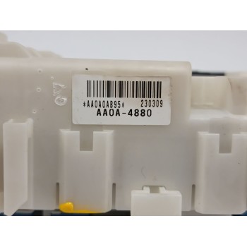 Recambio de caja reles / fusibles para suzuki vitara (ly) 1.4 t (apk 414) referencia OEM IAM AA0A4880  