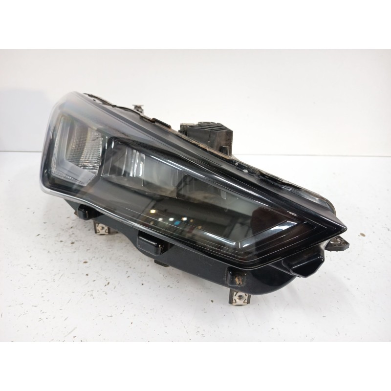 Recambio de faro derecho para seat leon (kl1, klg) 1.0 tsi referencia OEM IAM 5FB941006D 5FA807889B 