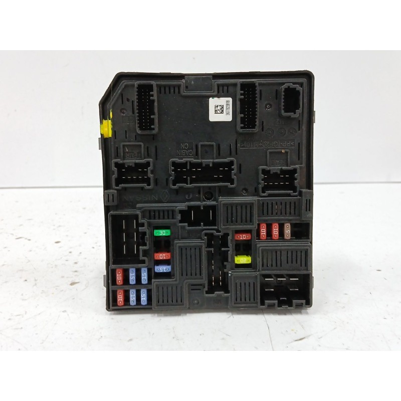 CAJA RELES / FUSIBLES