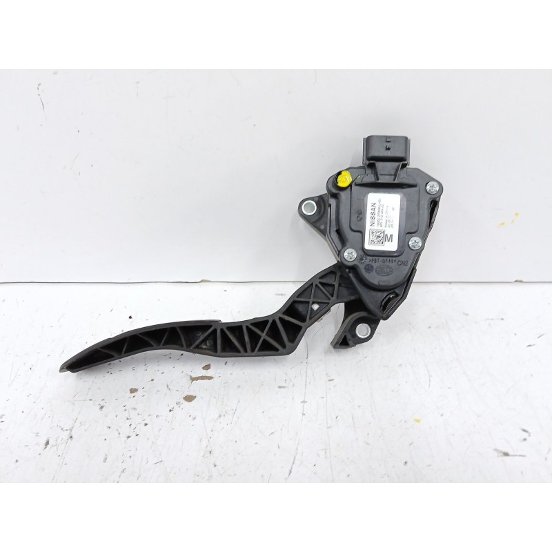 PEDAL ACELERADOR