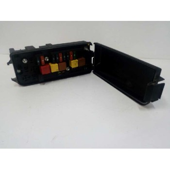 Recambio de caja reles / fusibles para opel vectra c berlina elegance referencia OEM IAM 13112918 519038004 