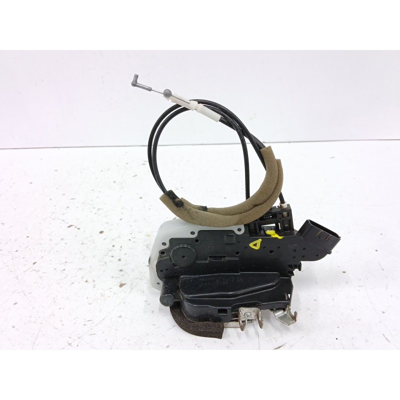 CERRADURA PUERTA DELANTERA DERECHA