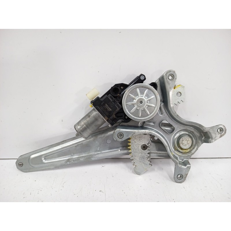 Recambio de elevalunas trasero derecho para suzuki vitara (ly) 1.4 t (apk 414) referencia OEM IAM 8353061M00 2621005680 