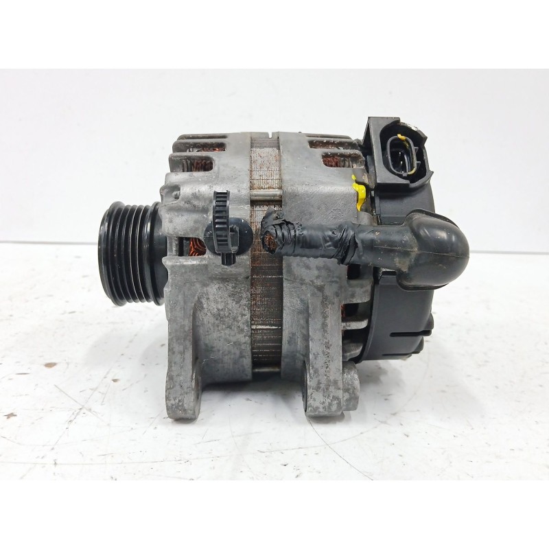 Recambio de alternador para hyundai ix35 (lm, el, elh) 1.7 crdi referencia OEM IAM 373002A850 2611067 
