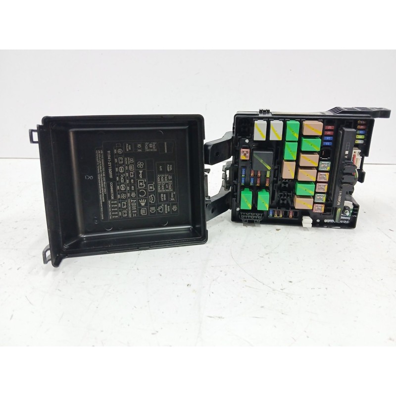 CAJA RELES / FUSIBLES 913112Y541