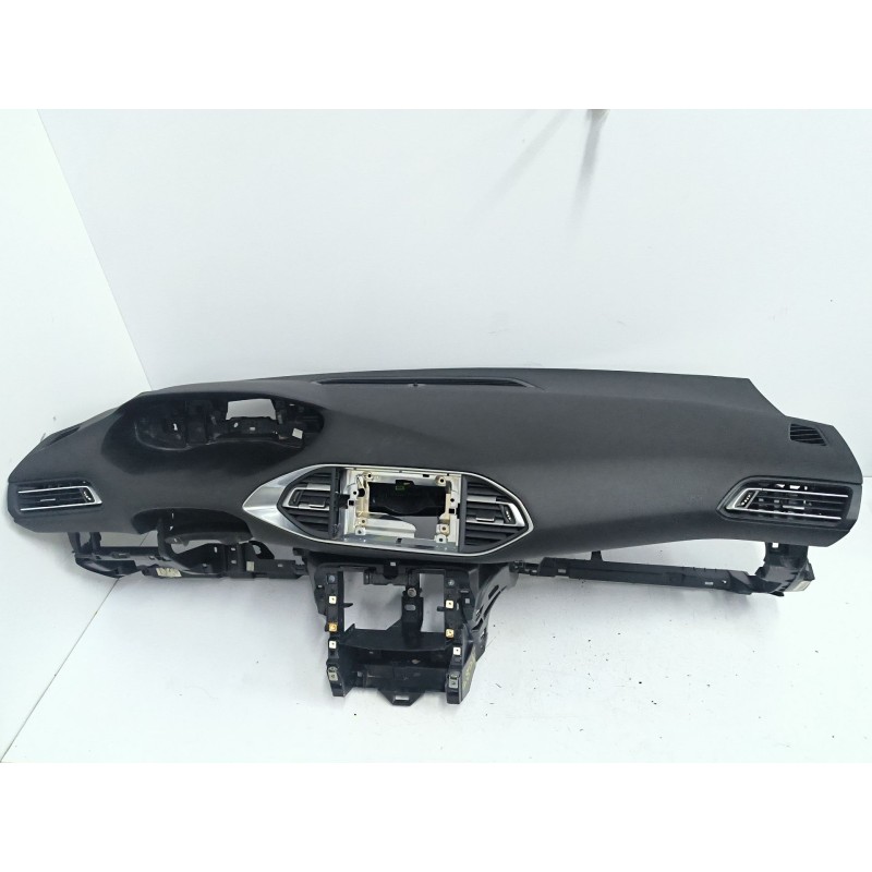 Recambio de salpicadero para peugeot 308 ii (lb_, lp_, lw_, lh_, l3_) 1.6 bluehdi 120 referencia OEM IAM 9677564880  