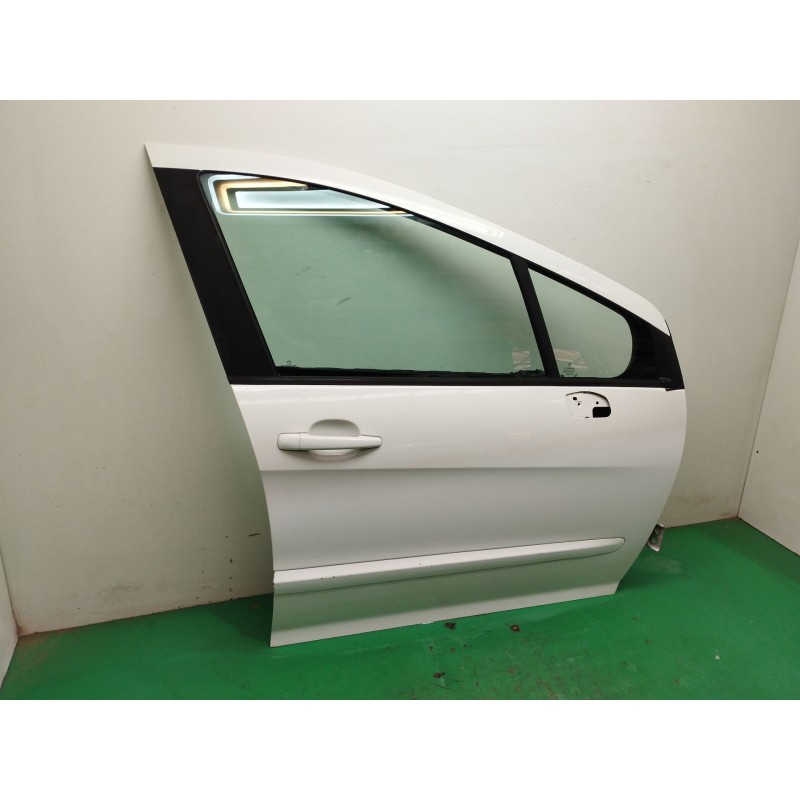 PUERTA DELANTERA DERECHA