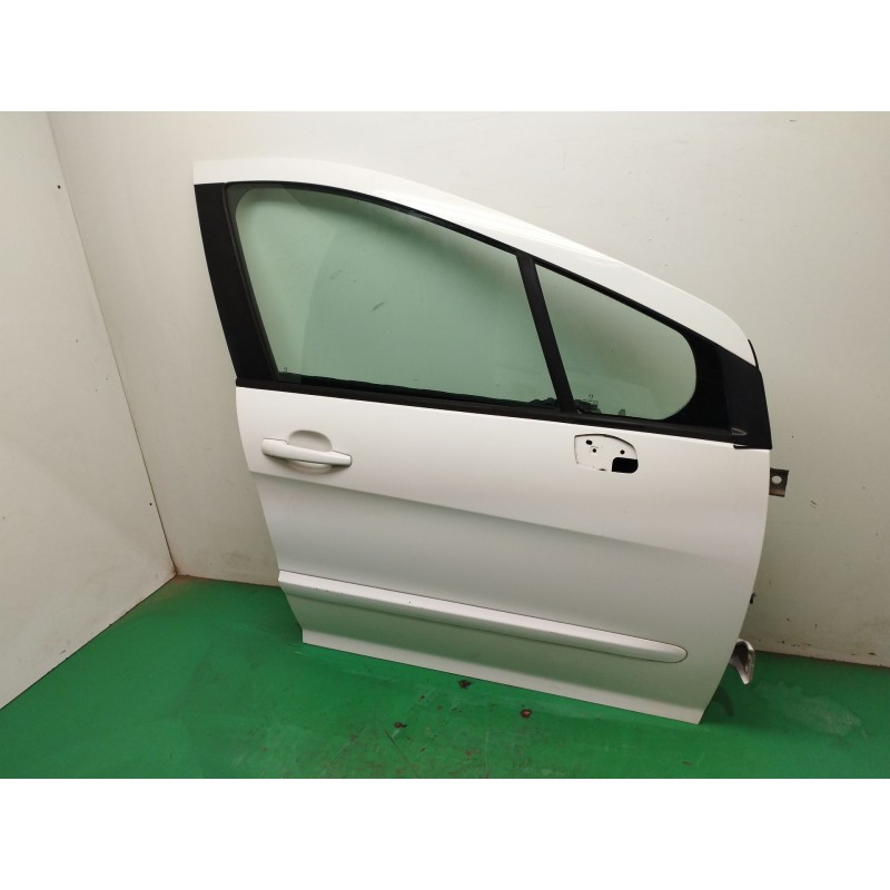 PUERTA DELANTERA DERECHA