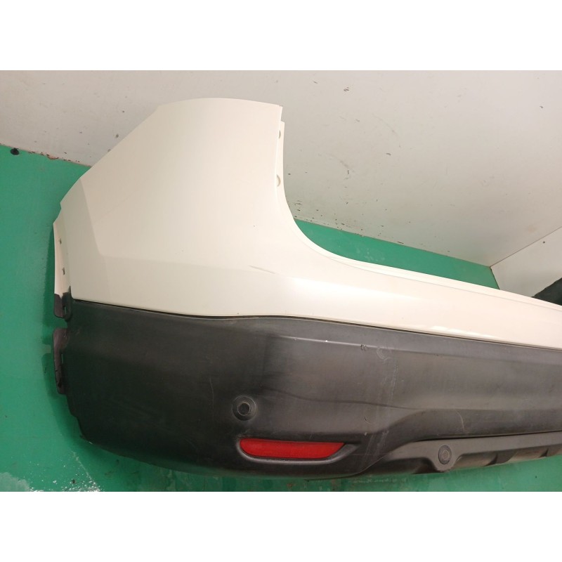 PARAGOLPES TRASERO
