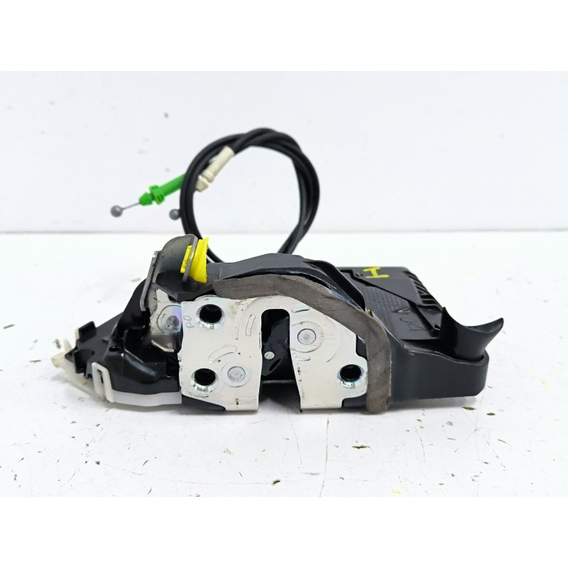 Recambio de cerradura puerta delantera izquierda para toyota yaris (_p13_) 1.5 hybrid (nhp130_) referencia OEM IAM T4311140F3  