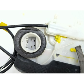 Recambio de cerradura puerta trasera izquierda para toyota yaris (_p13_) 1.5 hybrid (nhp130_) referencia OEM IAM 02014120F2  