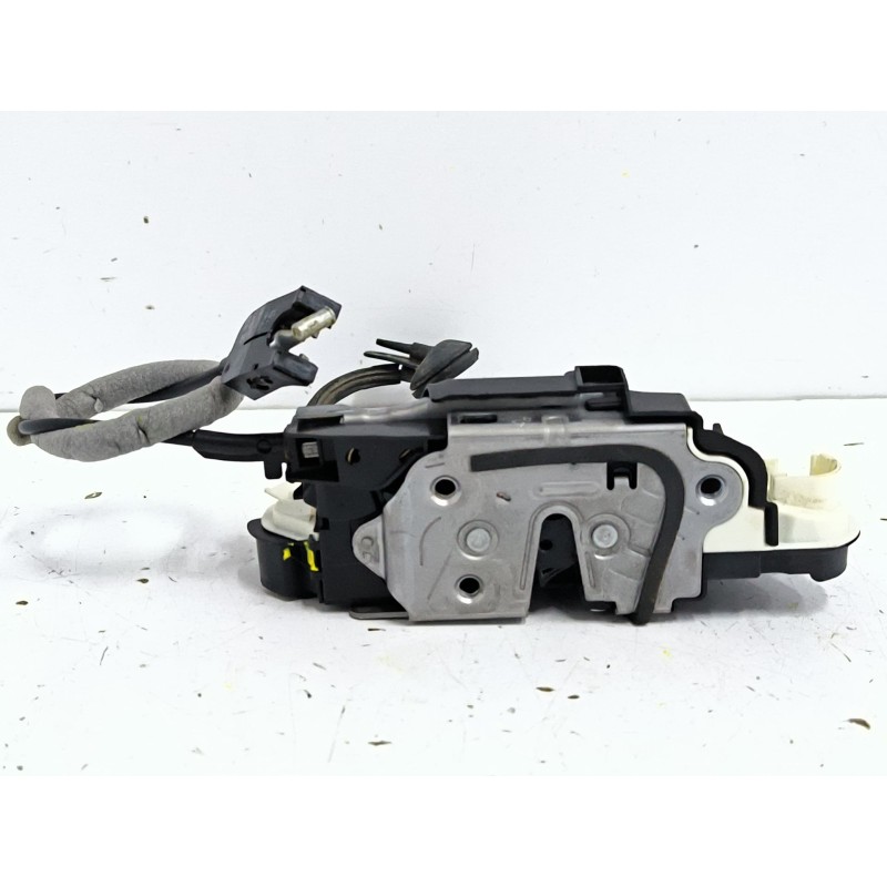 Recambio de cerradura puerta delantera izquierda para seat leon st (5f8) 2.0 tdi 4drive referencia OEM IAM 15A5K1837015J  