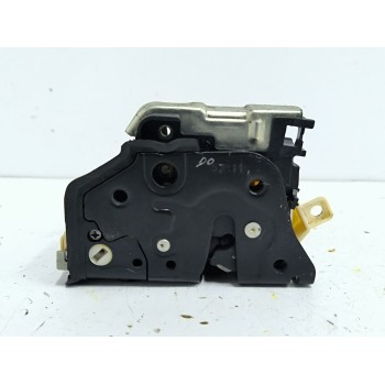 CERRADURA PUERTA TRASERA DERECHA A046879 M12790 