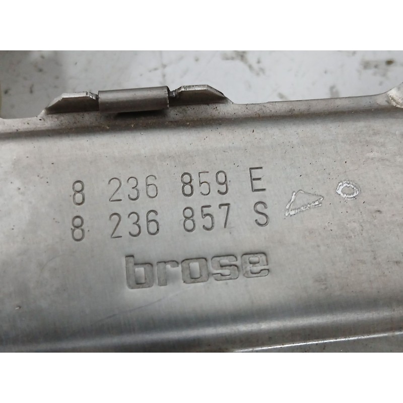 ELEVALUNAS DELANTERO IZQUIERDO 8236857 67628360