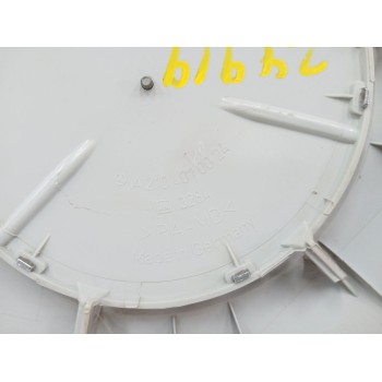 Recambio de tapacubos para mercedes-benz clase c (w202) c 180 (202.018) referencia OEM IAM A2104010024  