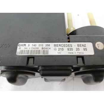 Recambio de mando calefaccion / aire acondicionado para mercedes-benz clase c (w202) c 180 (202.018) referencia OEM IAM 21083020