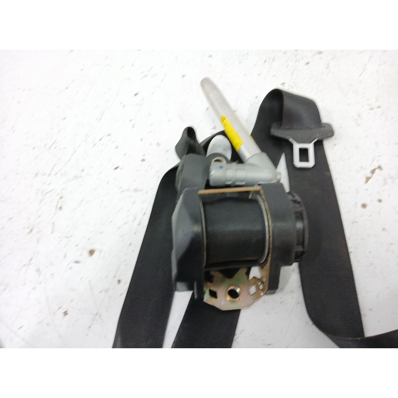 CINTURON SEGURIDAD DELANTERO IZQUIERDO