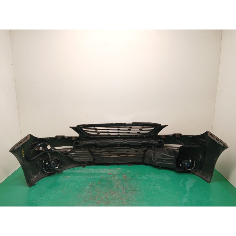 PARAGOLPES DELANTERO